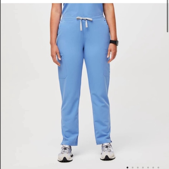 Figs Scrubs - Picture 2 of 2